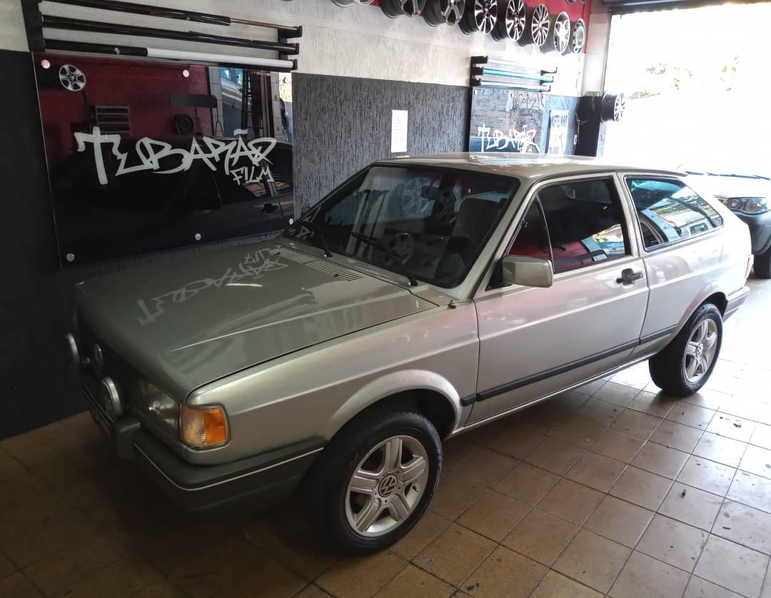 Volkswagen Parati com insulfilm aplicado pela Tubarão Film
